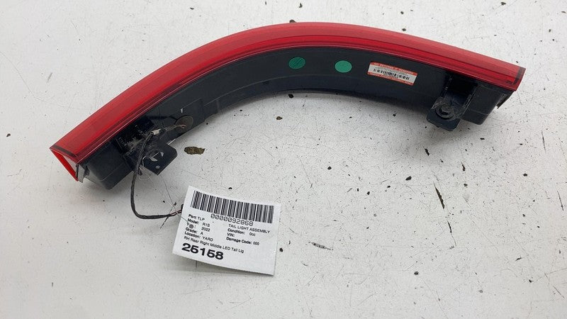 ⭕ 22-24 Rivian EDV-700 Rear Passenger Side Upper LED Tail Light Right