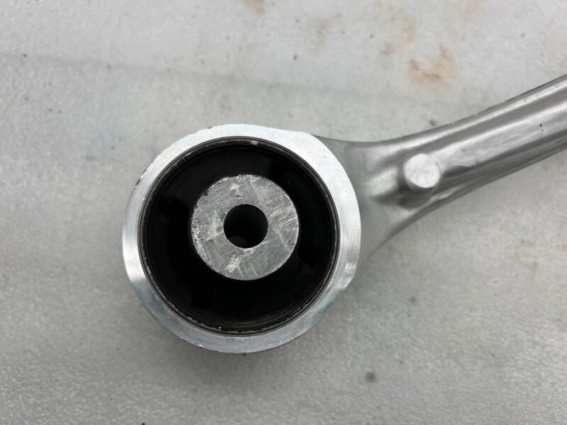 2015-2021 Tesla Model X MX Front Suspension Right Control Arm Fore Link RH OEM
