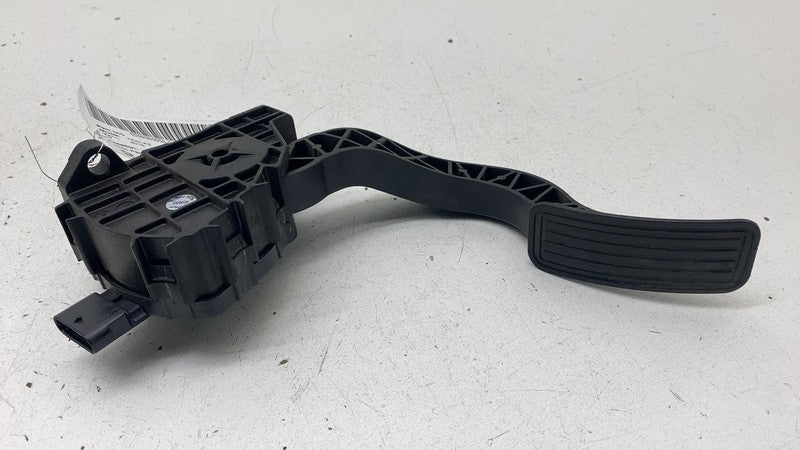 1007769 2017-2023 Tesla Model 3 Front Accelerator Gas Pedal Throttle Sensor Pad OEM