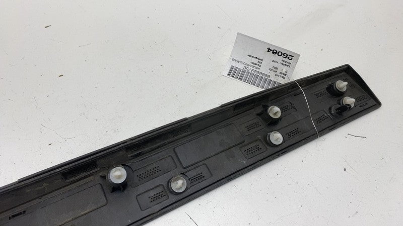 31672656 ⭕ 21-24 Polestar 2 Front Passenger Right Door Lower Trim Panel Molding 31672656