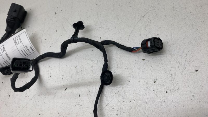22-24 Rivian R1T Dash Dashboard Instrument Panel Wiring Harness Radio Amplifier
