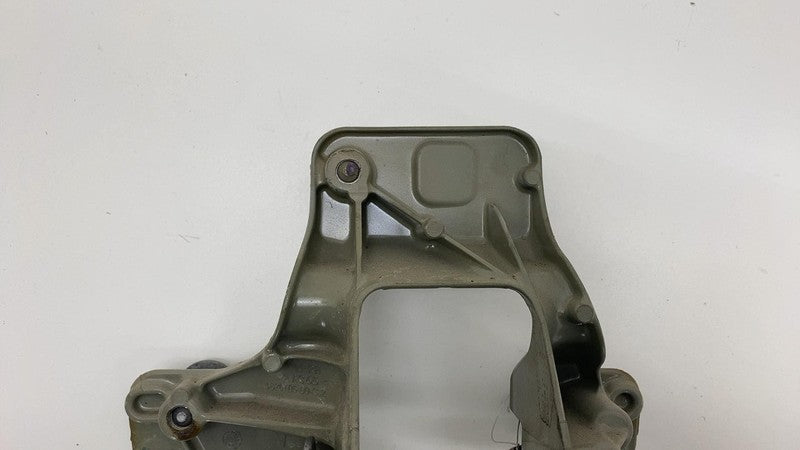 182070500C 2024 2025 Tesla Cybertruck Front Passenger Motor Mount Bracket Support Right RH