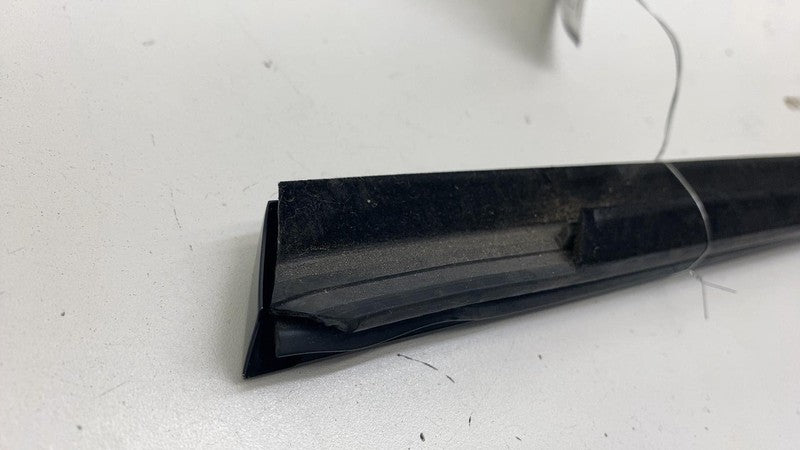 ⭕ 2020-2024 Tesla Model Y MY Rear Right Side Door Window Seal Molding Belt Strip