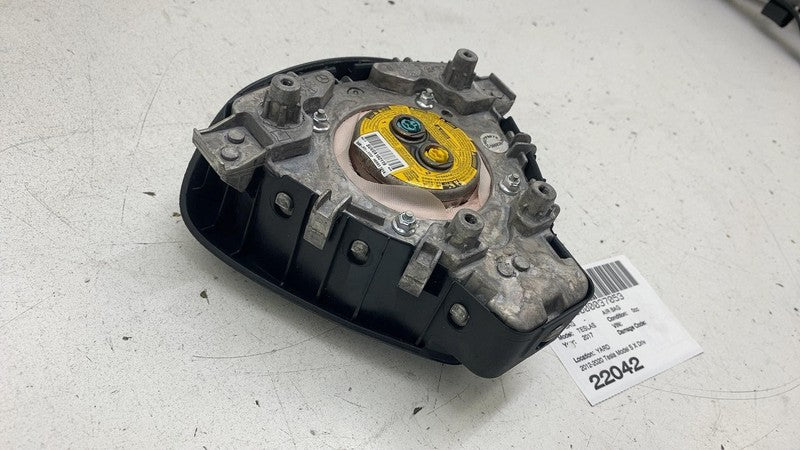 1023381-00-D ⭕12-20 Tesla Model S X Front Driver Steering Wheel Restraint Airbag 1023381-00-D