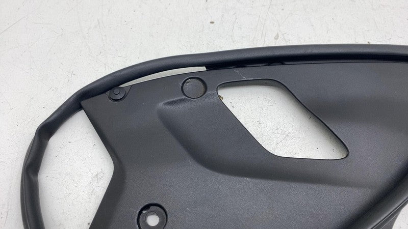 ⭕ 2017-2023 BMW 540i Front Right Upper Engine Bay Compartment Cover OE