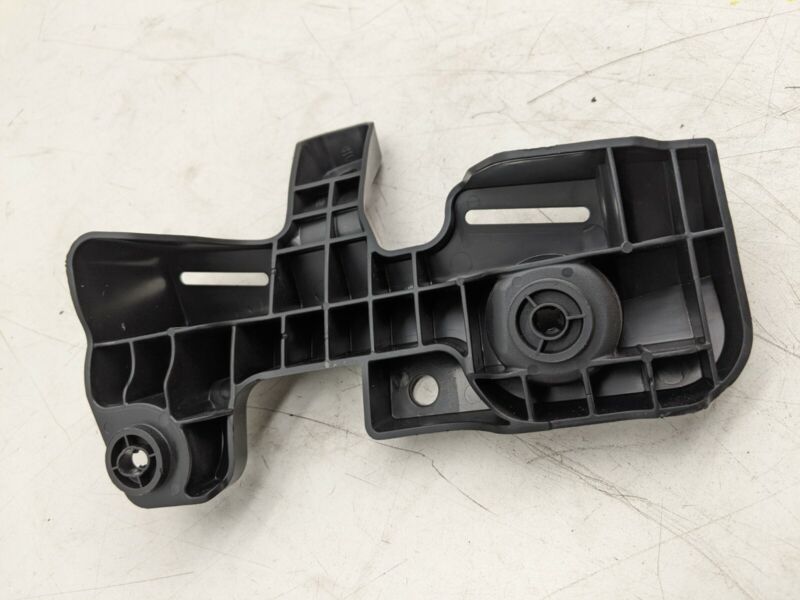 1101145 00 G ⭕ 2017-2023 Tesla Model 3 Front Lower Carpet Locator Bracket Right 1101145-00-G