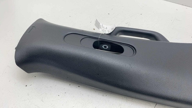 6EK22DX9AJ ⭕ 17-25 Chrysler Pacifica Right B-Pillar Upper Trim Cover Panel Black 6EK22DX9AJ