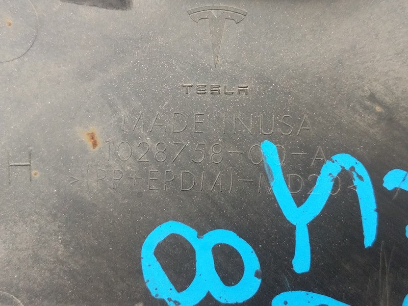 1028758 00 A ⭕ 16-20 Tesla Model S Right Rocker Molding Splash Guard End Cover 1028758-00-A