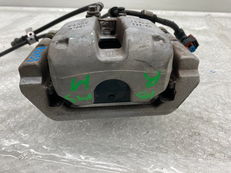 104462400H ⭕ 2017-2025 Tesla Model 3 Rear Right Caliper + Brake Hose Line BASE 1044624-00-H