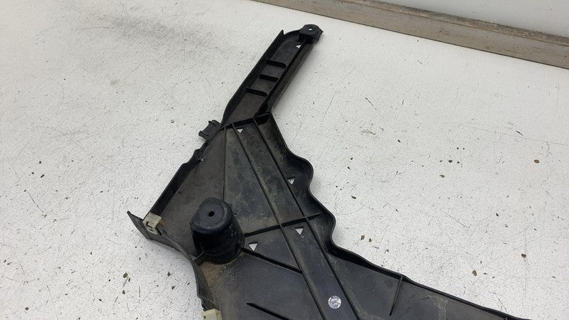 7351450 2018-2020 BMW 530e G30 Passenger Side Under Body Shield Panel Liner Right RH OEM