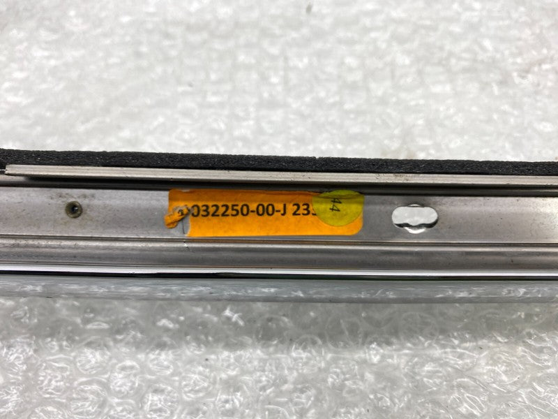 1032250 00 J ⭕ 16-20 Model X Rear Passenger Side Door Upper Strip Molding Right 1032250-00-J