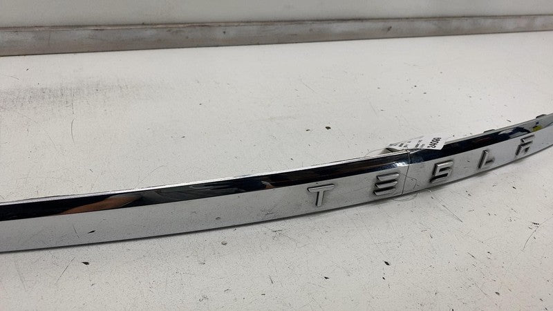 104692000B ⭕ 2016-2020 Tesla Model X MX Rear Trunk Lid Mold Chrome Molding OEM 1046920-00-B