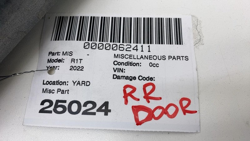 ⭕ 2022-2024 Rivian R1T R1S Rear Passenger Side Door Mold Trim Cladding