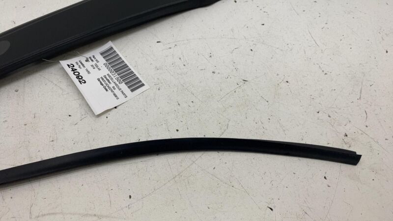 106910400D 16-20 Model X Right B-Pillar Applique Trim Molding w/ Camera & Seal 1069104-00-D