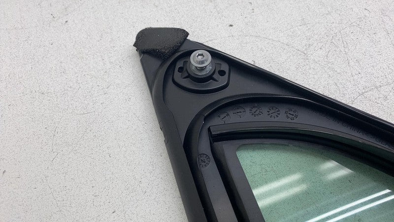 PT00009493G ⭕ 2023 Rivian R1T Passenger Side Door Corner Glass Right Assembly PT00009493-G