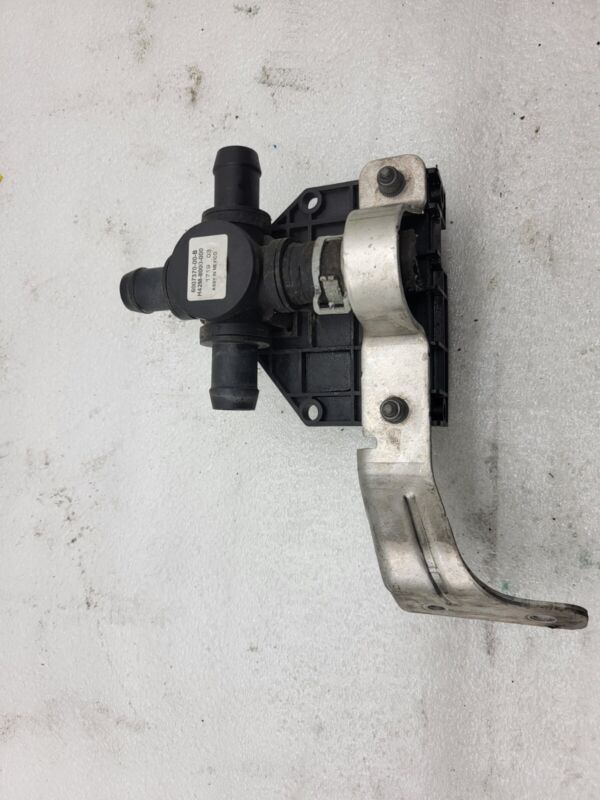 2012-2020 Tesla Model S X Coolant Pump Cooling Valve Actuator 4-Way w/ Bracket