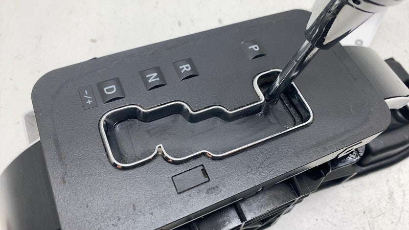 05168003AE ⭕ 12-17 Jeep Wrangler Automatic Gear Lever Floor Transmission Shifter 05168003AE