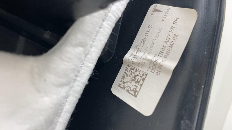 1497295 91 B ⭕ 20-21 Tesla Model Y Front Right Door Panel Trim Card Cover Black 1497295-91-B