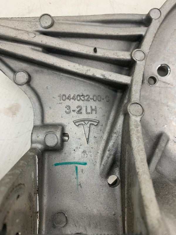 ⭕ 17-23 Model 3 Y Front Driver Side Upper Strut Mount Bracket Left 104