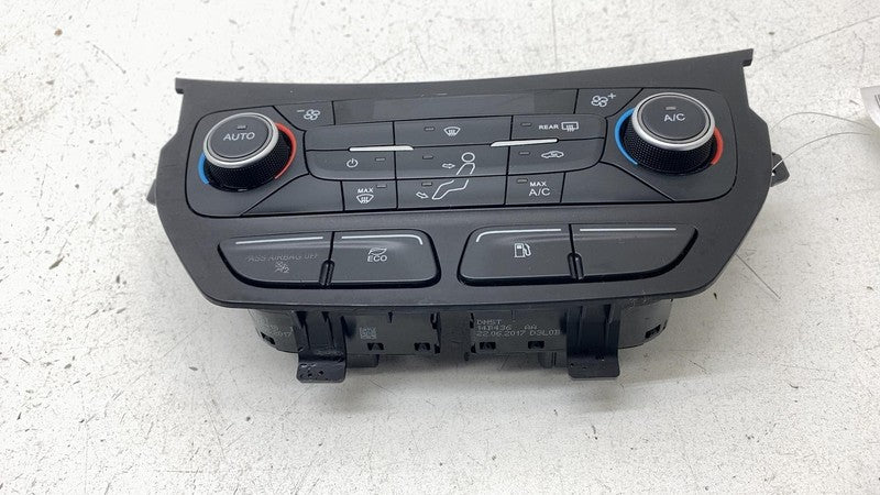 HM5T 18C612 AB 2017 2018 Ford C-Max AC Heat Temperature Control Unit Assembly HM5T-18C612-AB