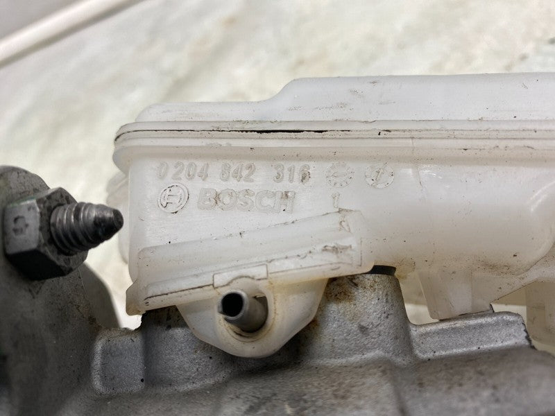 1044671 00 E ⭕ 2017-2023 Model 3 Power Brake iBooster Master Cylinder Reservoir 1044671-00-E