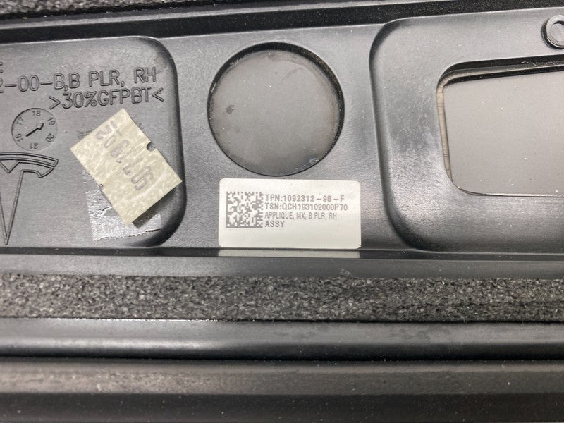 109231298F ⭕ 16-20 Model X MX Right B-Pillar Applique Molding w/ Camera & Seal 1092312-98-F