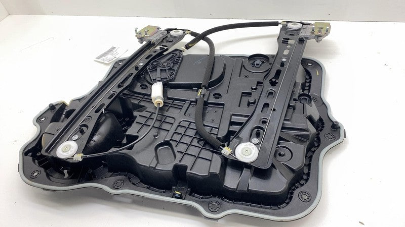180586400E ⭕ 24-25 Tesla Cybertruck Front Left Door Window Regulator w/ Motor 1805864-00-E