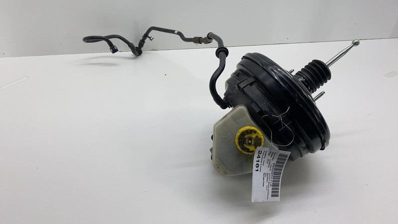 7P0612101B 2011-2018 Porsche Cayenne Power Brake Booster Master Cylinder w/ Reservoir OEM