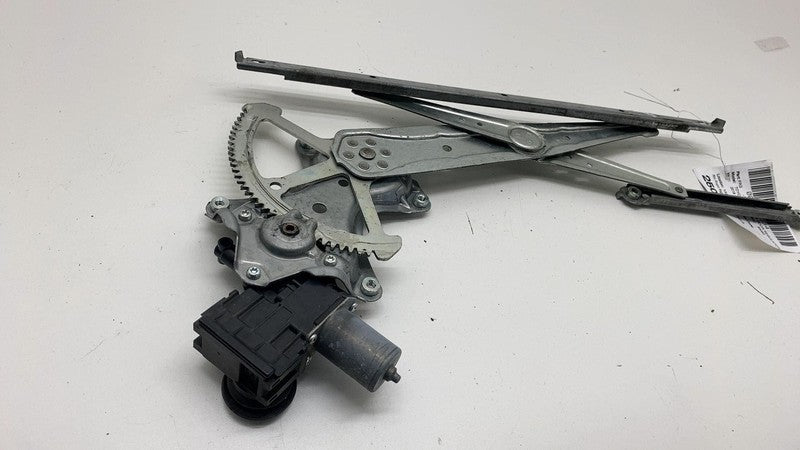 062020-4961 ⭕ 2018-2022 Toyota C-HR Front Right Door Window Regulator & Motor 85710-101010
