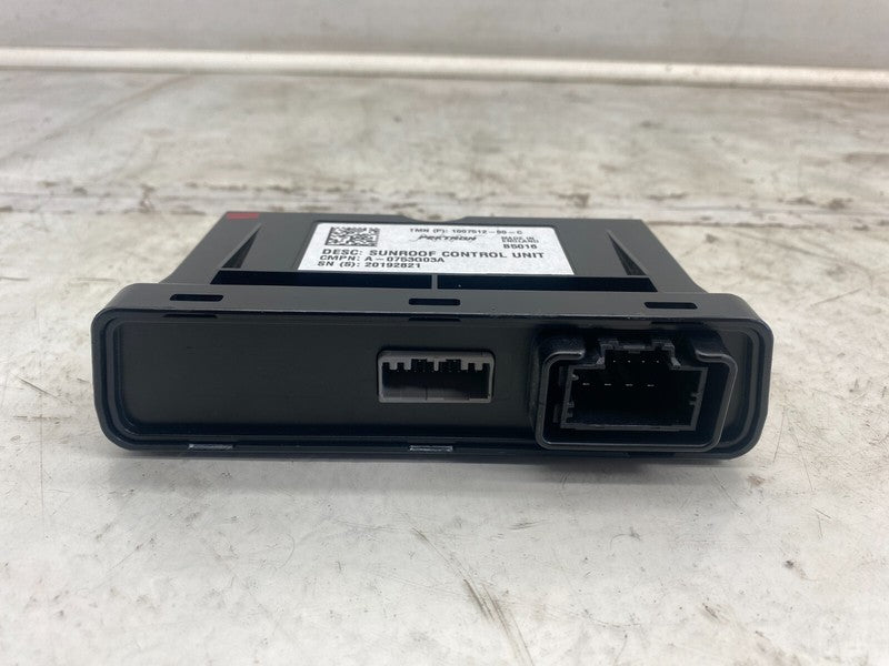 1007512-00-C ⭕ 2016-2020 Tesla Model S MS Sunroof Controller Control Module Assy 1007512-00-C