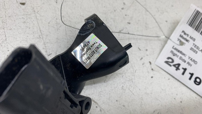 ⭕ 2021-2023 Tesla Model X S Rear Right Air Suspension Height Sensor 14