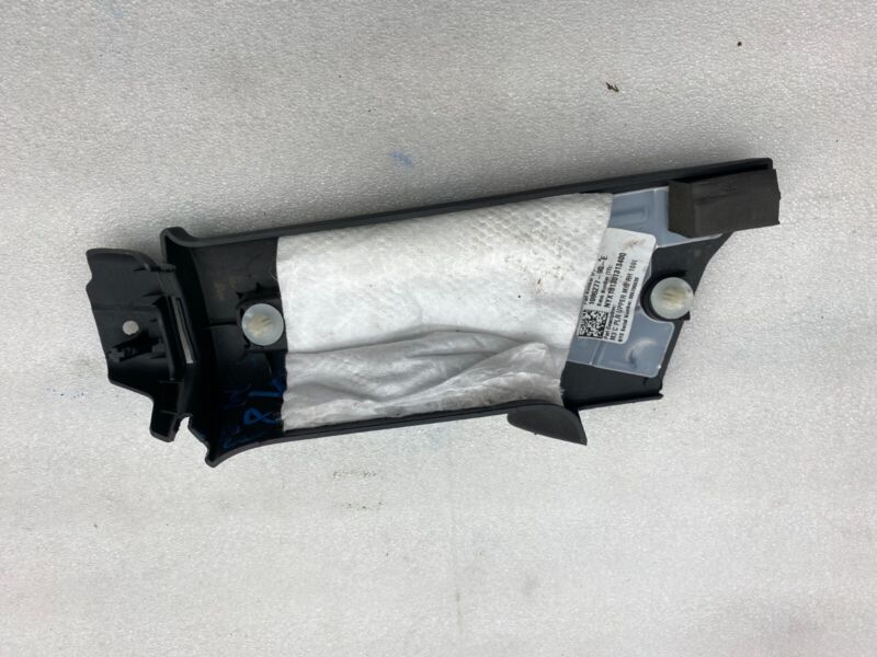 1086277 90 E 2017-2022 Tesla Model 3 Passenger C-Pillar Upper Trim Cover Right 1086277-90-E