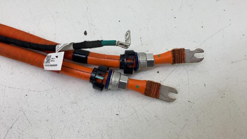 102604100O 16-20 Tesla Model S High Voltage Inlet Charger Cable Wiring Harness 1026041-00-O