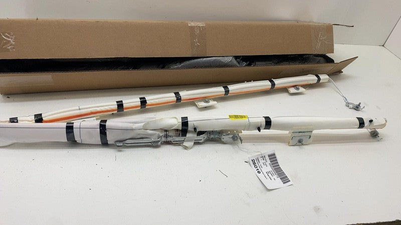 1818890-00-E NEW OEM Right Side Roof Head Airbag Curtain 1818890-00-E Tesla Cybertruck 24 25