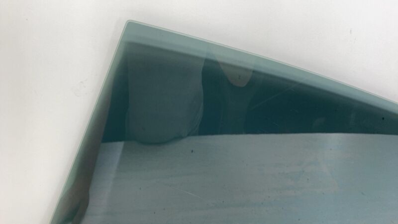 E6 43R-001074 2012-2015 Tesla Model S Rear Passenger Side Door Window Glass Right 43R-001074