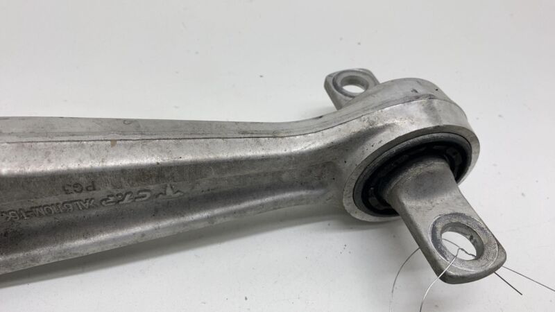 104434100D 17-23 Tesla Model 3 Y Front Right Lower Control Arm Lateral Link RH 1044341-00-D