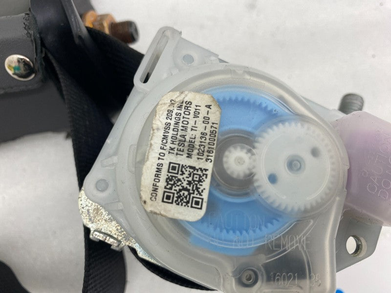 1023136 00 A ⭕ 12-15 Model S Rear Left or Right 2nd Row Seat Belt & Retractor 1023136-00-A