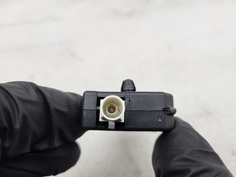 ⭕ 17-23 Tesla Model 3 Y Infotainment Antenna Amplifier AMP Radio FM 10