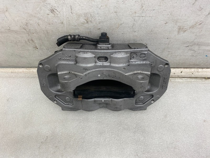 104462200E ⭕ 2017-2023 Model 3 Front Passenger Side Brembo Brake Caliper Right 1044622-00-E