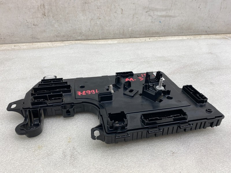 110034089E ⭕17-20 Tesla Model 3 Right Low Voltage Controller Electronic Module 1100340-89-E