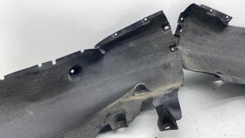 PT00558159A ⭕ 2025 Rivian R1S Rear Right Quarter Wheelhouse Liner Splash Shield PT00558159-A