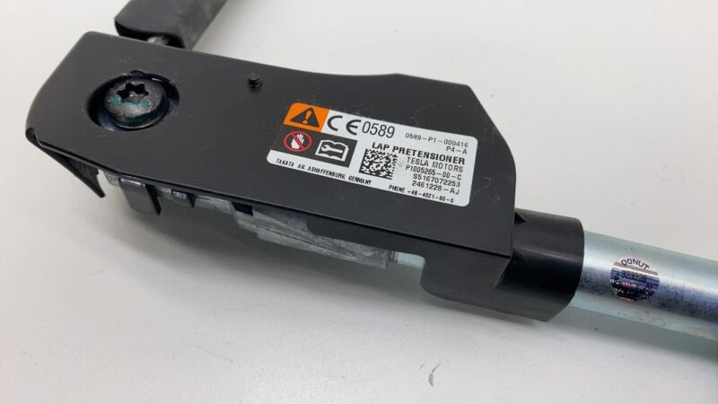 100526500C 12-20 Tesla Model S Front Right Lap Pretensioner 16-20 Tesla Model X Front Left