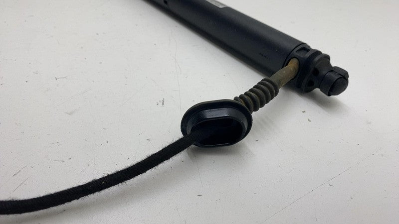 A 297 890 02 00 ⭕ 2022 Mercedes EQS 450+ Right Side Tailgate Shock Strut Gas Spring A2978900200