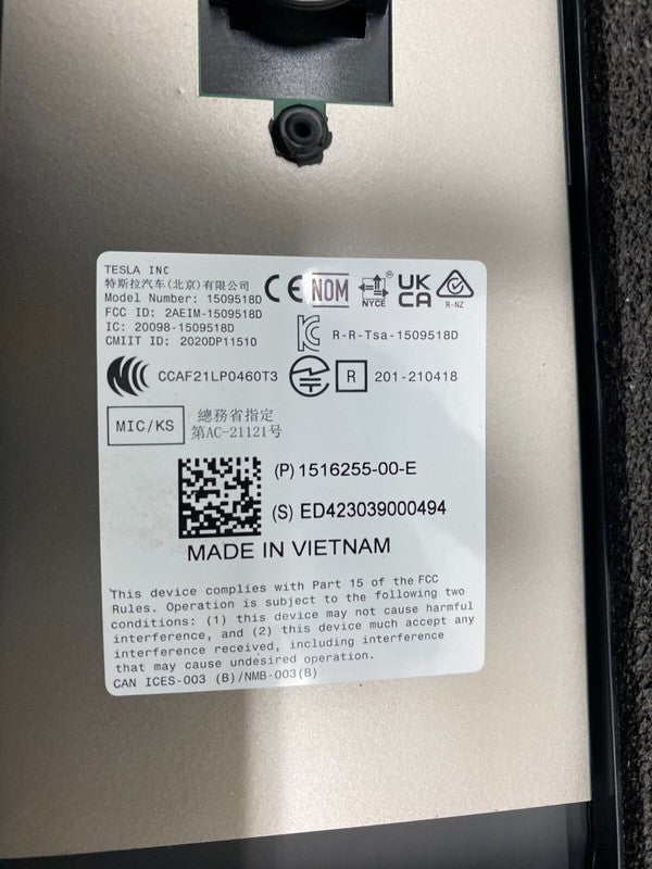 151625500E ⭕ 20-23 Model Y Left Exterior B-Pillar Applique Glass Trim LH AP3 1506885-00-H