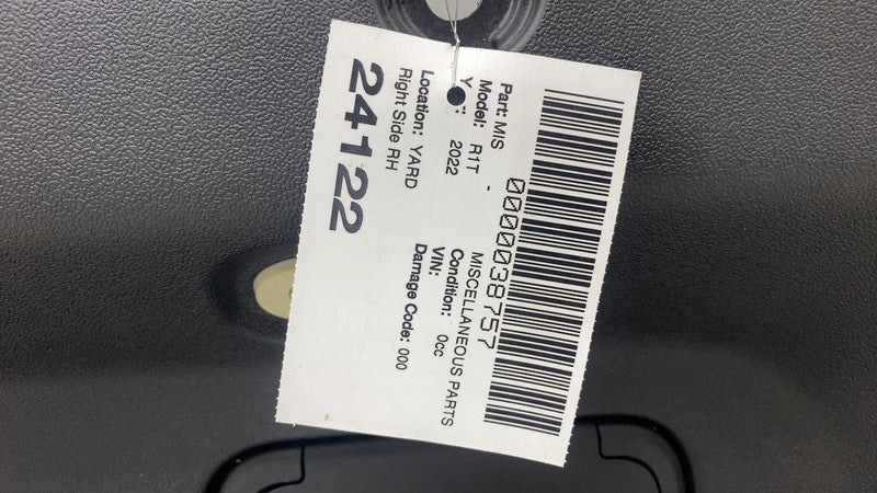 C100000352-H ⭕ 22-24 Rivian R1T Rear Passenger Right Pick Up Bed Trim Panel Cover PT00016619