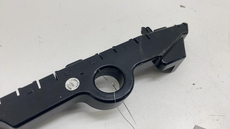 84624943 ⭕ 2019-2025 Chevrolet Silverado 1500 Front Left Bumper Support Bracket 84624943