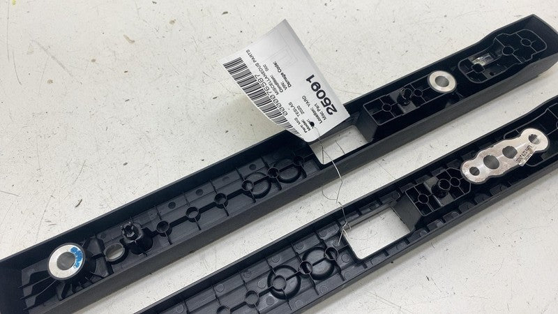 ⭕ 16-20 Model S Front 1st Row Seat Riser Over Molding Round Spacer 149