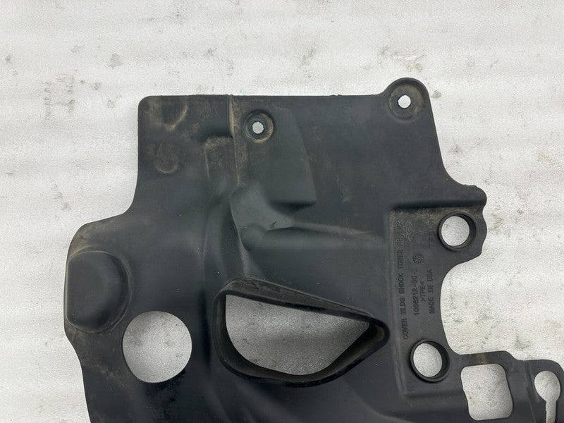 103621200D ⭕2016-2020 Tesla Model X Front Side Shock Tower Cover Molding Right 1036212-00-D