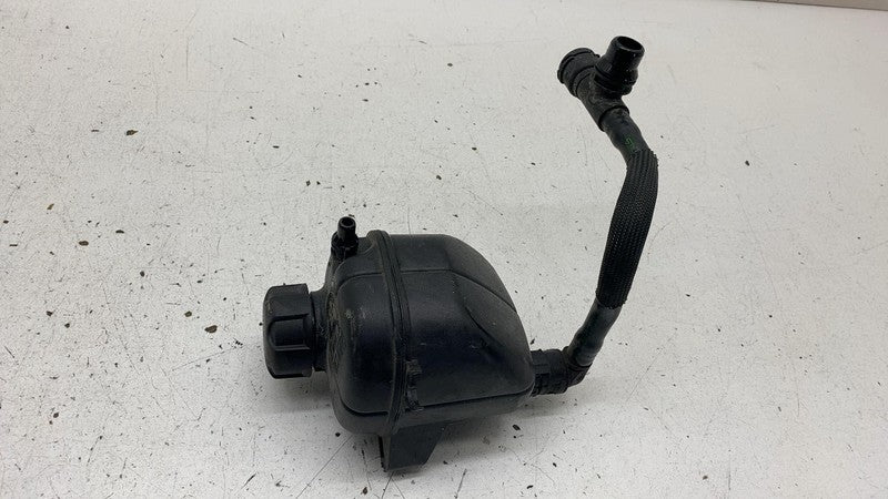 17139485733 2018-2020 BMW 530e G30 Engine Radiator Overflow Expansion Tank Reservoir w/ Hose