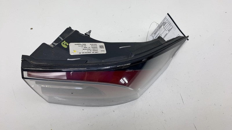1034333-00-A ⭕ 2016-2020 Tesla Model X Rear Right Outer Taillight LED Tail Lamp 1034333-00-A